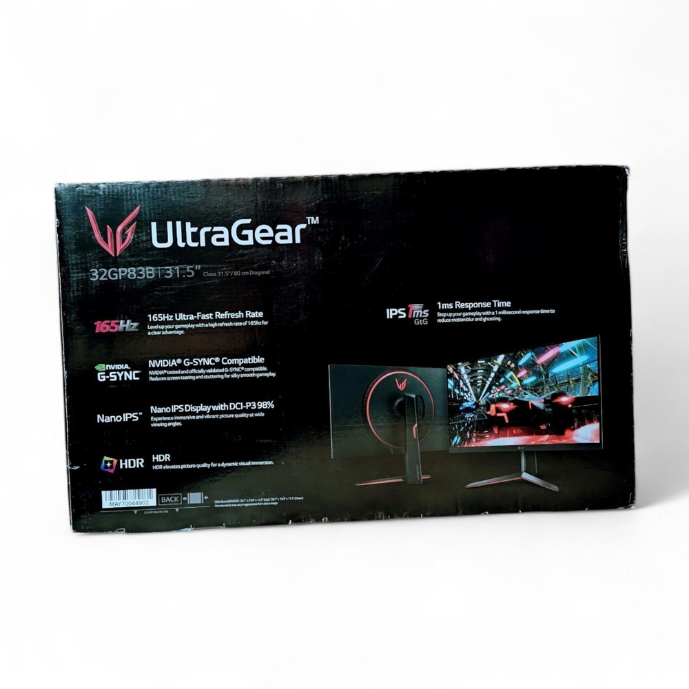 LG UltraGear 32" Gaming Monitor - Black with Red Accents New
